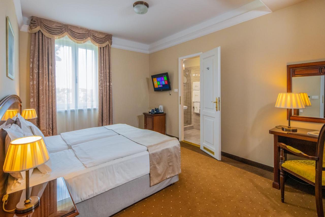 La Contessa Castle Hotel Szilvasvarad Bagian luar foto