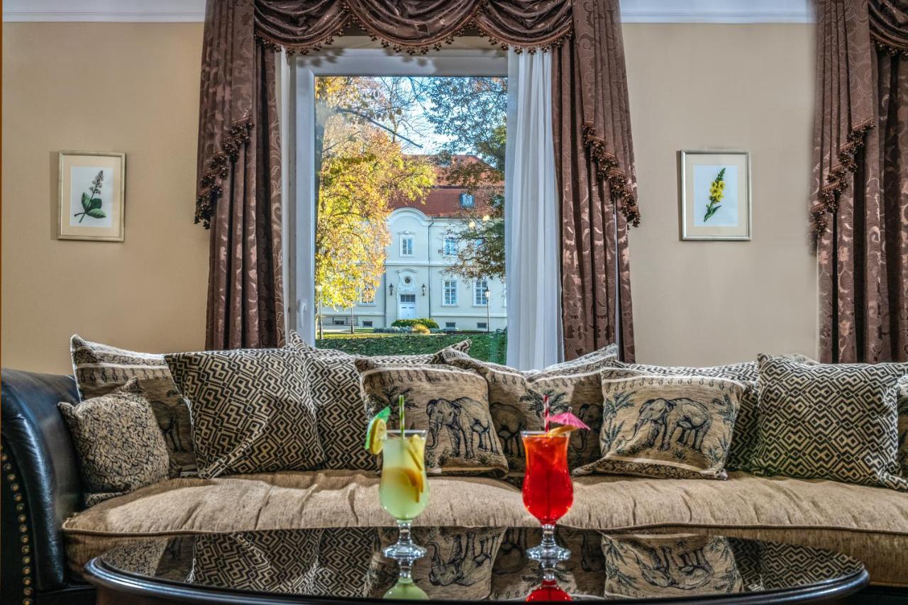 La Contessa Castle Hotel Szilvasvarad Bagian luar foto